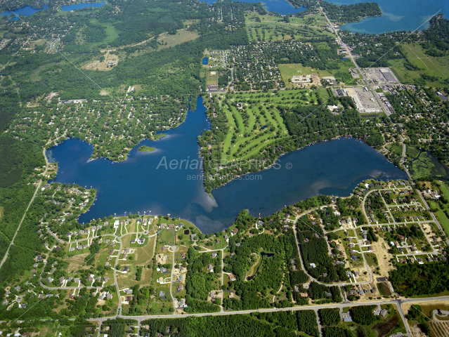 Lower Straits Lake in Oakland County, Michigan